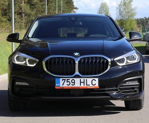 Travelnews.lv ar auto nomas «Sixt Latvija» spēkratu «BMW 118i» apceļo Latviju 33