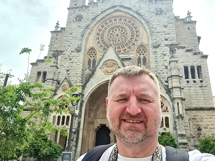 Travelnews.lv izbauda Maļorkas pilsētas Soļeras kafejnīcas, veikaliņus un kultūru. Sadarbībā ar Latvijas tūrisma firmu «Atlantic Travel» Travelnews.lv izbauda Maļorkas pilsētas Soļeras kafejnīcas, veikaliņus un kultūru. Sadarbībā ar Latvijas tūrisma firmu «Atlantic Travel» 318044