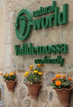 Maļorkas pilsēta Valldemossa ir UNESCO Pasaules mantojuma vieta. Sadarbībā ar Latvijas tūrisma firmu «Atlantic Travel» 16