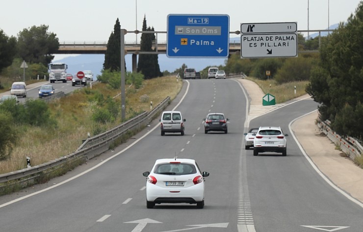 Travelnews.lv iepazīst Maļorkas ceļu satiksmes zīmes no autotūrista skatupunkta. Sadarbībā ar Latvijas tūrisma firmu «Atlantic Travel» 318573