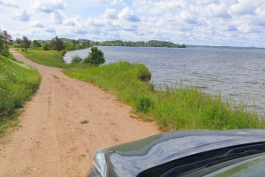 Travelnews.lv ar auto nomas «Avis Latvia» spēkratu apceļo Rāznas ezeru un Ludzu 9