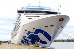 Travelnews.lv kopā ar Rīgas Brīvostas pārvaldi iepazīst ienākušo kruīza kuģi «Island Princess» - Foto