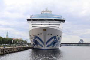 Travelnews.lv kopā ar Rīgas Brīvostas pārvaldi iepazīst ienākušo kruīza kuģi «Island Princess» 60
