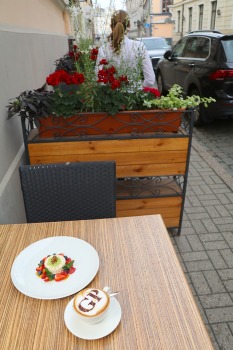 Vecrīgas restorāns «Seasons» un šefpavārs Andrejs Botikovs iepazīstina ar jauno vasaras ēdienkarti 42