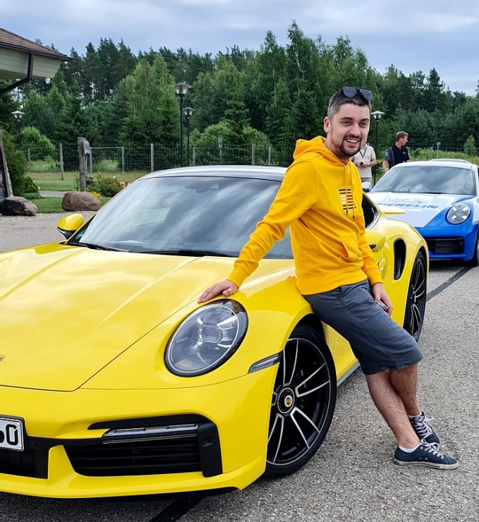 Travelnews.lv izbrauc lielceļu tūri «Porsche World Road Show Latvia 2022» ar jaudīgiem spēkratiem Travelnews.lv izbrauc lielceļu tūri «Porsche World Road Show Latvia 2022» ar jaudīgiem spēkratiem 319806