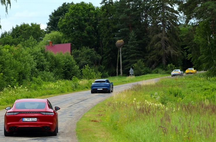 Travelnews.lv izbrauc lielceļu tūri «Porsche World Road Show Latvia 2022» ar jaudīgiem spēkratiem Travelnews.lv izbrauc lielceļu tūri «Porsche World Road Show Latvia 2022» ar jaudīgiem spēkratiem 319835