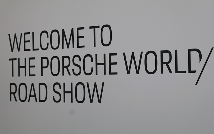 Lielceļu tūres «Porsche World Road Show Latvia 2022» dalībnieki iepazīst Kurzemi un spēkratus 319912