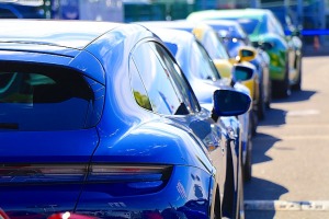 Lielceļu tūres «Porsche World Road Show Latvia 2022» dalībnieki iepazīst Kurzemi un spēkratus 14