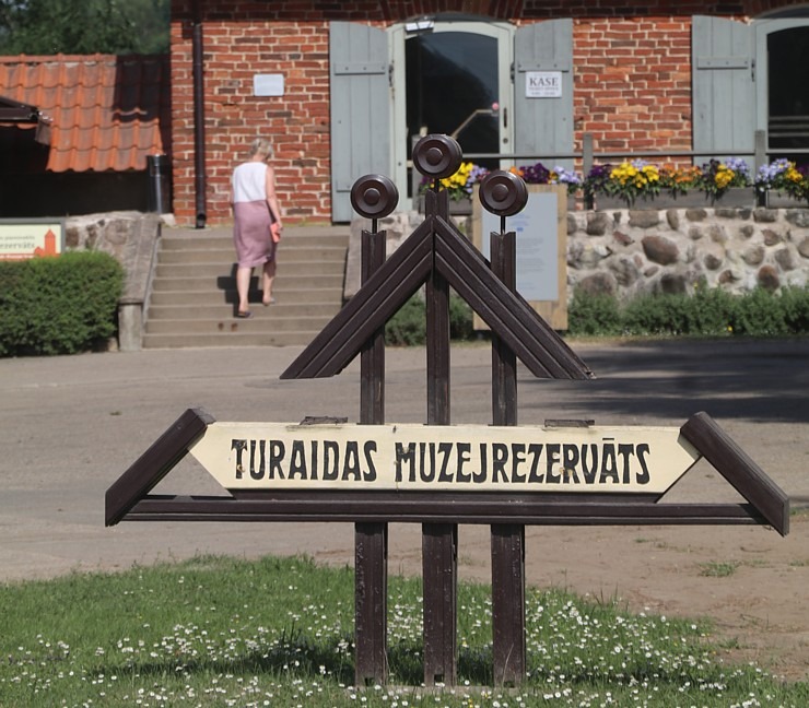 Travelnews.lv apmeklē Dainu kalnu Turaidas muzejrezervātā 320543