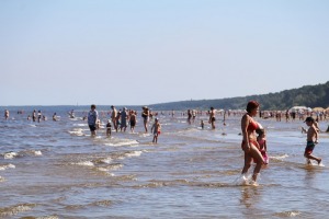 Travelnews.lv sadarbībā ar auto nomas «Europcar Latvija» vāģi apceļo Jūrmalas pludmali 20