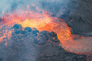 Eksluzīva fotogalerija: Islandes Fagradalsfjadla vulkāna izvirdums tuvplānā. Foto: Priekapuisis 5