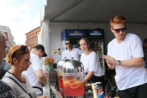 Rīgas restorāni Doma laukumā piedāvā galvaspilsētas svētkos delikateses un jaunas garšas 10