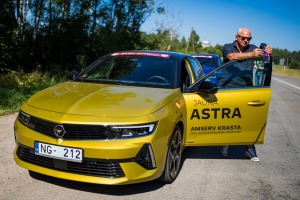 «Latvijas Gada auto 2023» žūrija veica vasaras testa braucienu. Foto: Gadaauto.lv 12