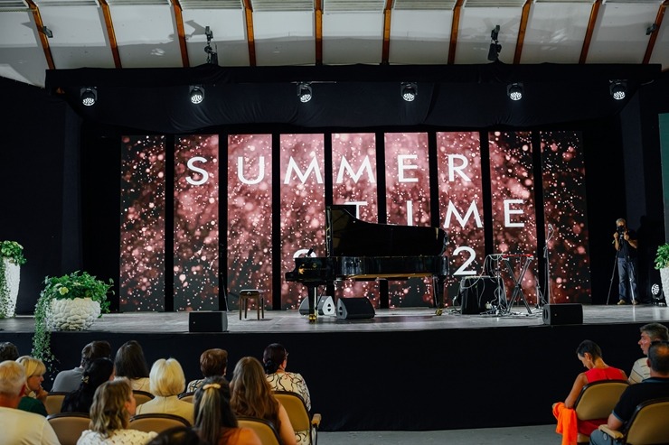 Festivāls “THE BEST OF Summertime — aicina Inese Galante” norisināsies Dzintaru koncertzālē 322422