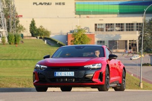 Travelnews.lv ar jaudīgo un elektrisko «Audi e-tron GT» apceļo Aizkraukles novadu 2