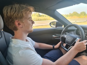 Travelnews.lv ar jaudīgo un elektrisko «Audi e-tron GT» apceļo Latviju 15