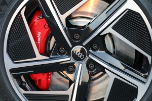 Travelnews.lv ar jaudīgo un elektrisko «Audi e-tron GT» apceļo Latviju 23