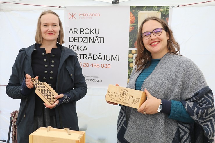 «Mūsdienu amatniecības tirgus 2022» pulcējas koka meistari Latvijas Etnogrāfiskajā brīvdabas muzejā «Mūsdienu amatniecības tirgus 2022» pulcējas koka meistari Latvijas Etnogrāfiskajā brīvdabas muzejā 323166