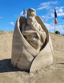 Travelnews.lv apmeklē Smilšu skulptūru parku Jelgavā 12