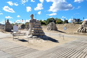 Travelnews.lv apmeklē Smilšu skulptūru parku Jelgavā 2