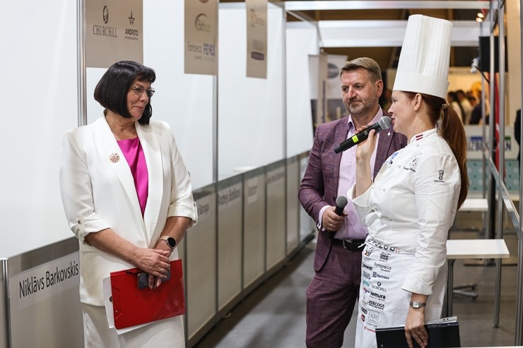 «Pavāru klubs» pārtikas izstādē «Riga Food» iepazīstina apmeklētājus ar jaunām garšām un to meistariem. Foto: Chef.lv 323585