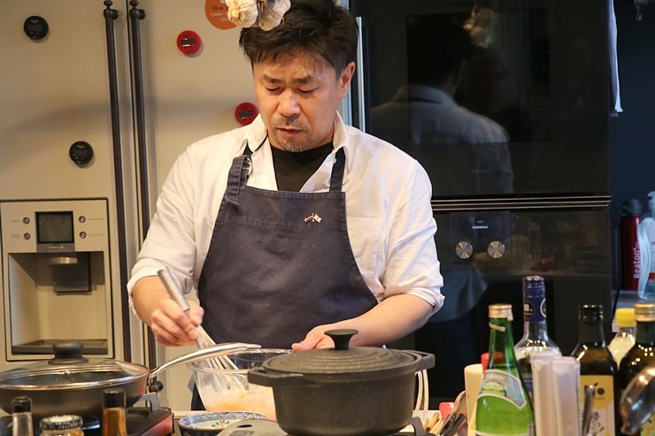 Japānas vēstniecība Rīgā un šefpavārs Mārtiņš Sirmais prezentē japāņu kulināro mantojumu 324009