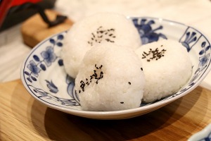 Japānas vēstniecība Rīgā un šefpavārs Mārtiņš Sirmais prezentē japāņu kulināro mantojumu 12