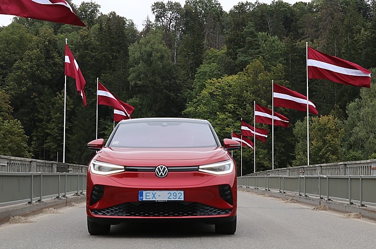 Ar «VW ID.5 GTX» apceļojam Siguldu, Turaidas restorānu «Tūrists» un Rīgas Zoodārzu 324051