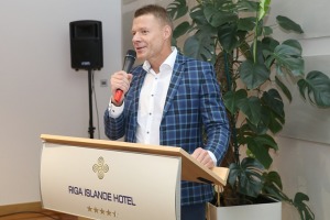 Tūrisma biznesa diskusija ar 14.Saeimas deputātu kandidātiem viesnīcā «Riga Islande Hotel» 1