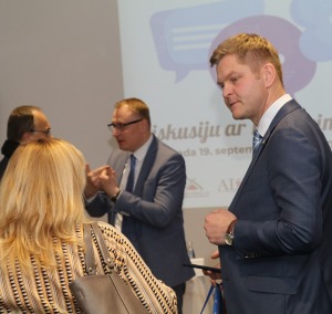 Tūrisma biznesa diskusija ar 14.Saeimas deputātu kandidātiem viesnīcā «Riga Islande Hotel» 40