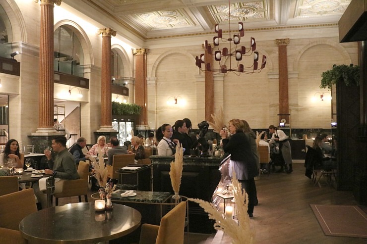 Travelnews.lv Londonā apmeklē un izbauda latvieša radīto restorānu «Piazza Italiana» 324590
