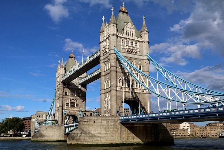 Travelnews.lv apmeklē Londonas tūristu iecienīto un populāro Tauera tiltu 324728