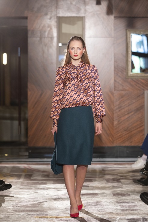 Rīgas modes nedēļā «Riga Fashion Week 2022» prezentējas «UNATTACHED» un «ONE WOLF» no Latvijas. Foto: Mark Litvyakov Rīgas modes nedēļā «Riga Fashion Week 2022» prezentējas «UNATTACHED» un «ONE WOLF» no Latvijas. Foto: Mark Litvyakov 325384