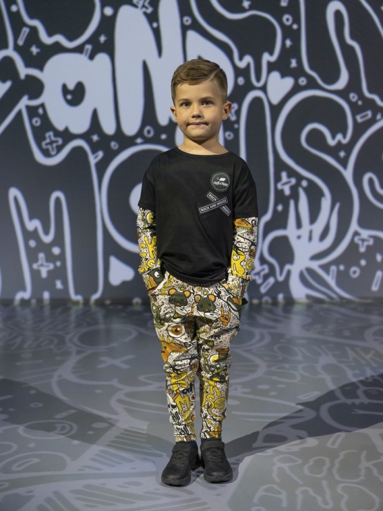 Rīgas modes nedēļā «Riga Fashion Week 2022» prezentējas «Rock & Mouse» no Latvijas. Foto: Mark Litvyakov Rīgas modes nedēļā «Riga Fashion Week 2022» prezentējas «Rock & Mouse» no Latvijas. Foto: Mark Litvyakov 325602