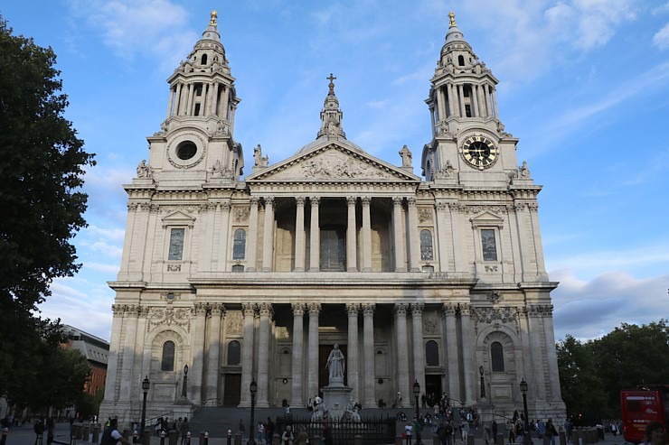 Travelnews.lv apmeklē Svētā Pāvila katedrāli Londonā un tās apkārtnes ielas 325752