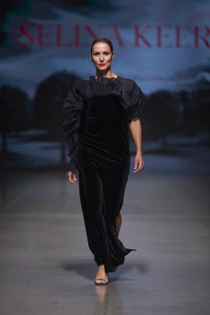 Rīgas modes nedēļā «Riga Fashion Week 2022» prezentējas «Selina Keer» no Latvijas 17