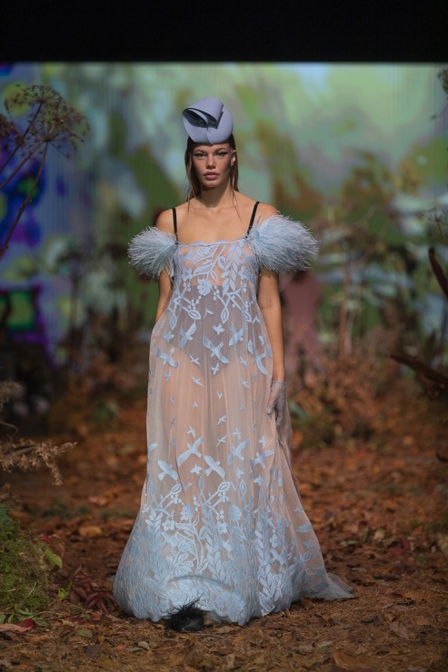Rīgas modes nedēļā «Riga Fashion Week 2022» prezentējas «Amoralle» no Latvijas . Foto: Mark Litvyakov Rīgas modes nedēļā «Riga Fashion Week 2022» prezentējas «Amoralle» no Latvijas . Foto: Mark Litvyakov 325862