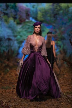 Rīgas modes nedēļā «Riga Fashion Week 2022» prezentējas «Amoralle» no Latvijas . Foto: Mark Litvyakov 16