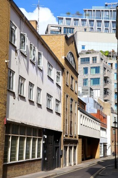 Travelnews.lv iepazīst Londonas ielu dažādu laikmetu arhitektūru 14