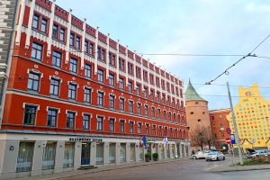Agrās brokastis Vecrīgā piedāvā «Radisson Hotel Old Town Riga» pie Pulvertorņa 1