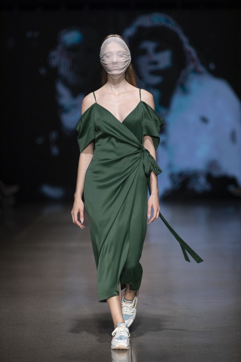 Rīgas modes nedēļā «Riga Fashion Week 2022» prezentējas «Natalija Jansone» no Latvijas. Foto: Mark Litvyakov Rīgas modes nedēļā «Riga Fashion Week 2022» prezentējas «Natalija Jansone» no Latvijas. Foto: Mark Litvyakov 326347