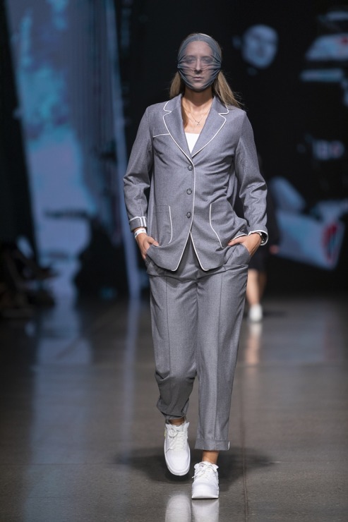 Rīgas modes nedēļā «Riga Fashion Week 2022» prezentējas «Natalija Jansone» no Latvijas. Foto: Mark Litvyakov Rīgas modes nedēļā «Riga Fashion Week 2022» prezentējas «Natalija Jansone» no Latvijas. Foto: Mark Litvyakov 326358