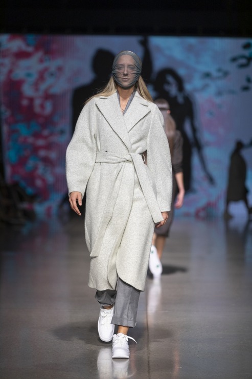Rīgas modes nedēļā «Riga Fashion Week 2022» prezentējas «Natalija Jansone» no Latvijas. Foto: Mark Litvyakov Rīgas modes nedēļā «Riga Fashion Week 2022» prezentējas «Natalija Jansone» no Latvijas. Foto: Mark Litvyakov 326375