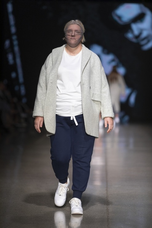 Rīgas modes nedēļā «Riga Fashion Week 2022» prezentējas «Natalija Jansone» no Latvijas. Foto: Mark Litvyakov Rīgas modes nedēļā «Riga Fashion Week 2022» prezentējas «Natalija Jansone» no Latvijas. Foto: Mark Litvyakov 326376