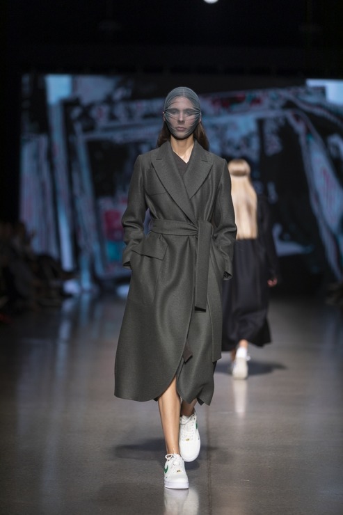 Rīgas modes nedēļā «Riga Fashion Week 2022» prezentējas «Natalija Jansone» no Latvijas. Foto: Mark Litvyakov Rīgas modes nedēļā «Riga Fashion Week 2022» prezentējas «Natalija Jansone» no Latvijas. Foto: Mark Litvyakov 326385