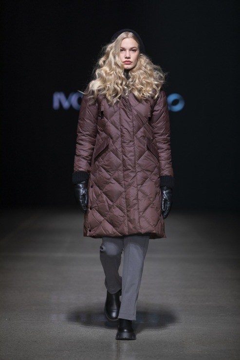 Rīgas modes nedēļā «Riga Fashion Week 2022» prezentējas «Ivo Nikkolo» no Igaunijas. Foto: Mark Litvyakov 326397