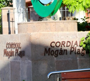Iepazīstam Grankanāriju dienvidu kūrorta Puerto de Mogan viesnīcu «Hotel Cordial Mogan Playa». Sadarbībā ar Tez Tour Latvia un airBaltic 30