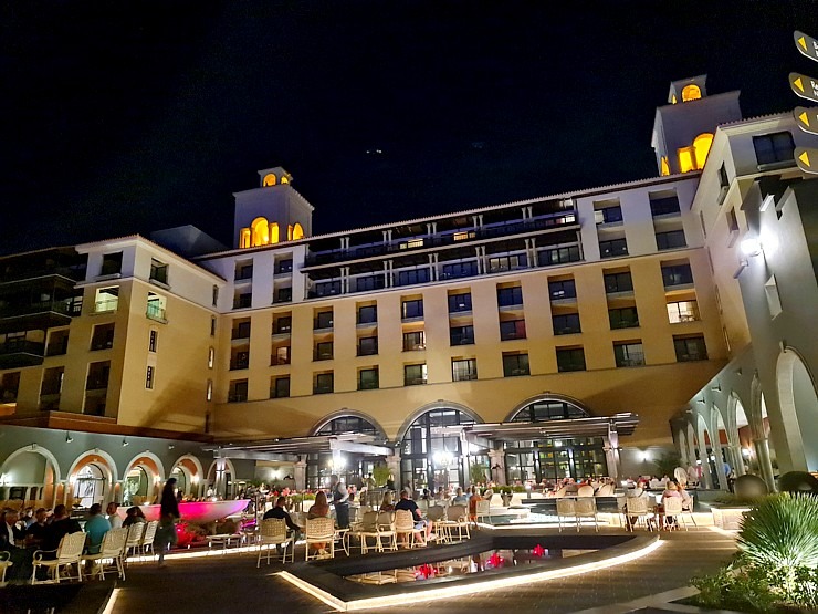 Iepazīstam Grankanāriju 5 zvaigžņu viesnīcu «Seaside Palm Beach Hotel» Maspalomas kāpu tuvumā. Sadarbībā ar Tez Tour un airBaltic 328878