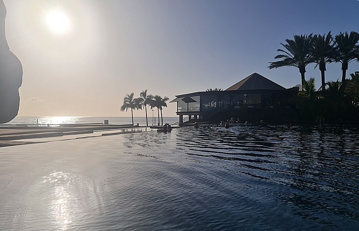 Grankanāriju 5 zvaigžņu viesnīcu «Hotel Lopesan Costa Meloneras Resort & Spa» izbaudām 4 dienas. Sadarbībā ar Tez Tour un airBaltic 328985