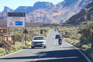 Travelnews.lv ar auto šķērso Teides nacionālo parku Tenerifes salā. Sadarbībā ar Tez Tour un airBaltic 2